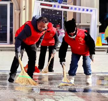 弘扬雷锋精神 建设美好城市丨城发投集团开展学雷锋志愿服务活动践初心暖民心