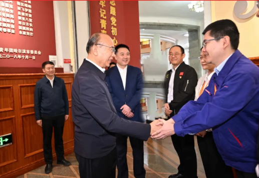许勤到哈尔滨青年运动史纪念馆调研并看望慰问青年代表 寄语全省青年 赓续五四精神激扬青春力量 奋力书写挺膺担当时代篇章 向广大青年、青少年工作者致以节日祝贺和诚挚